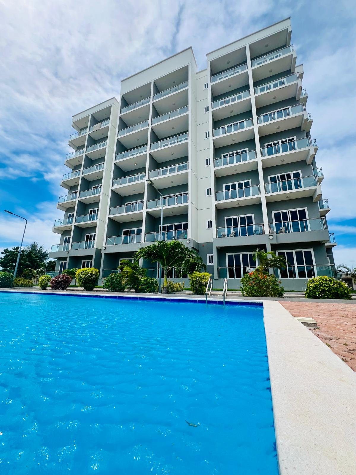 Building & pool
